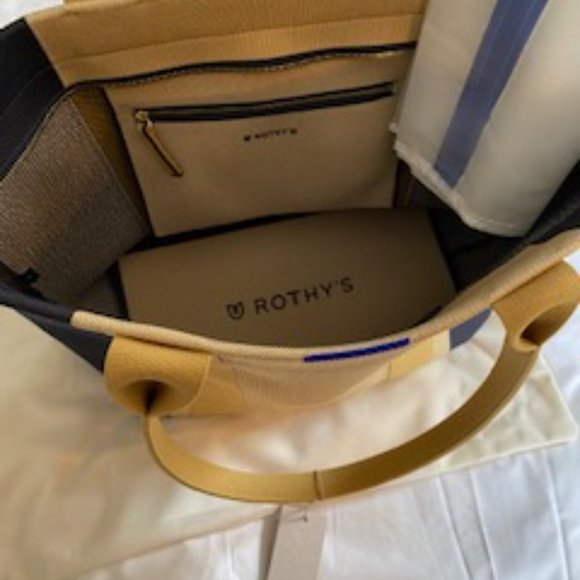 Ink and Ivory Rothy's ORIGINAL Essential Tote WITH MAGNETS - Picture 3 of 4